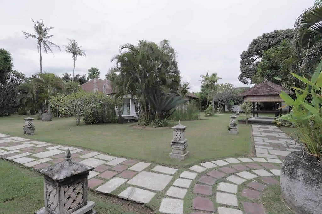 Reddoorz @ Bidadari Seminyak 호텔 3*, 세미냑 인도네시아